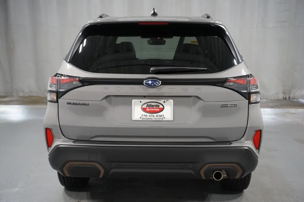 2025 Subaru Forester Hybrid Sport thumbnail 7