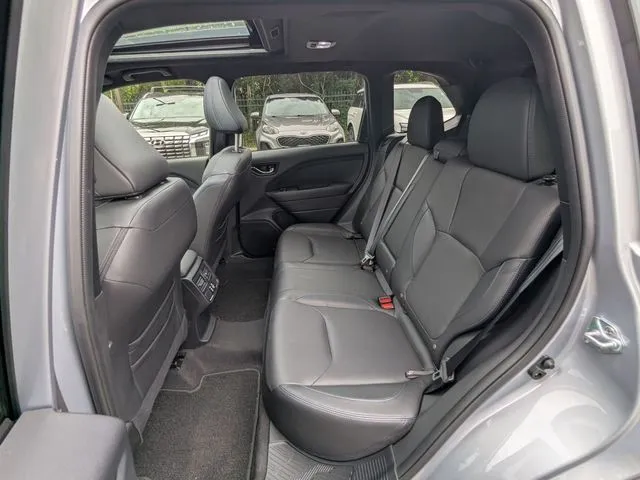 2025 Subaru Forester Limited thumbnail 21