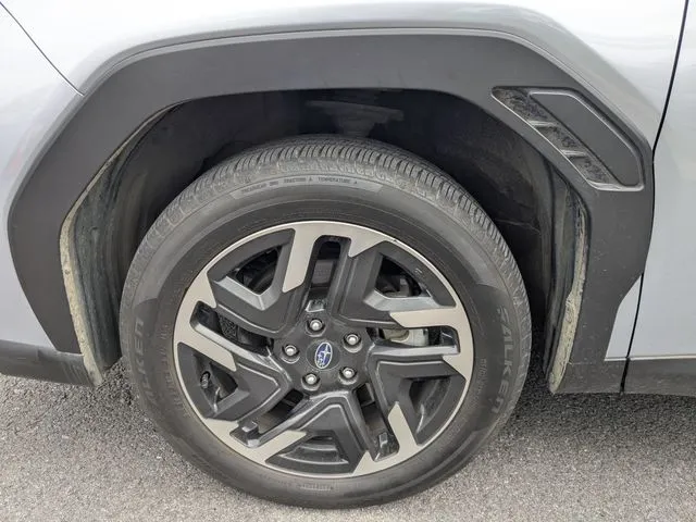 2025 Subaru Forester Limited thumbnail 26