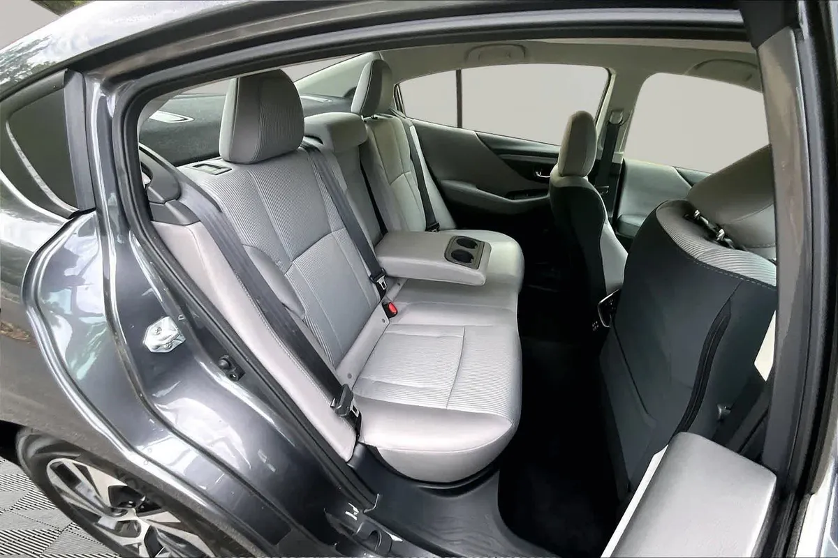 2025 Subaru Legacy Premium thumbnail 19
