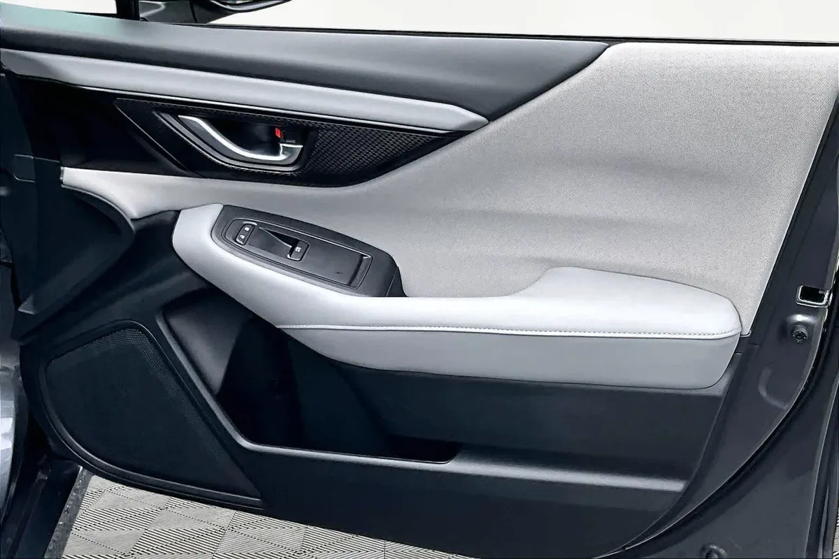 2025 Subaru Legacy Premium thumbnail 22