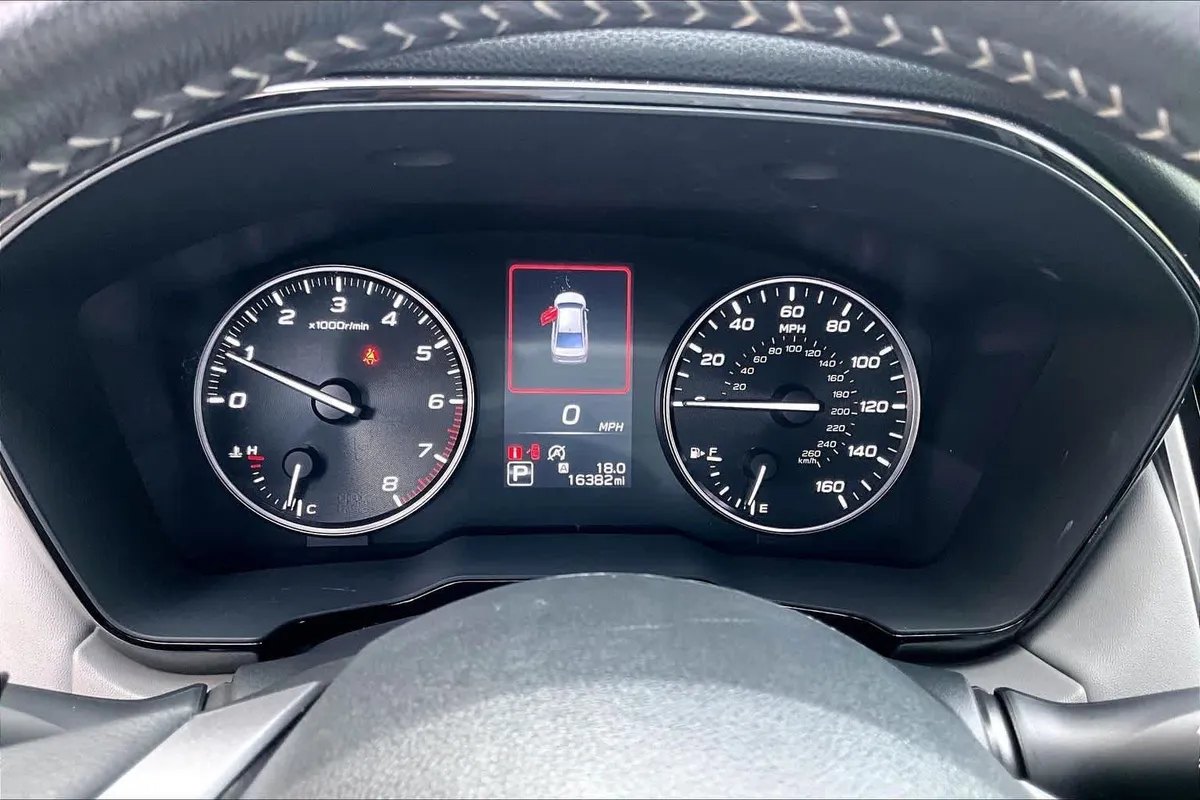 2025 Subaru Legacy Premium thumbnail 25