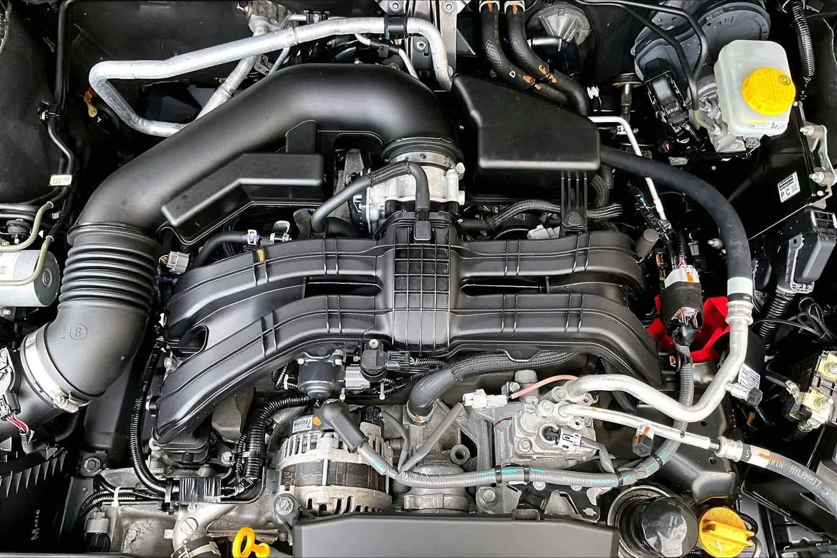 2025 Subaru Legacy Premium thumbnail 32