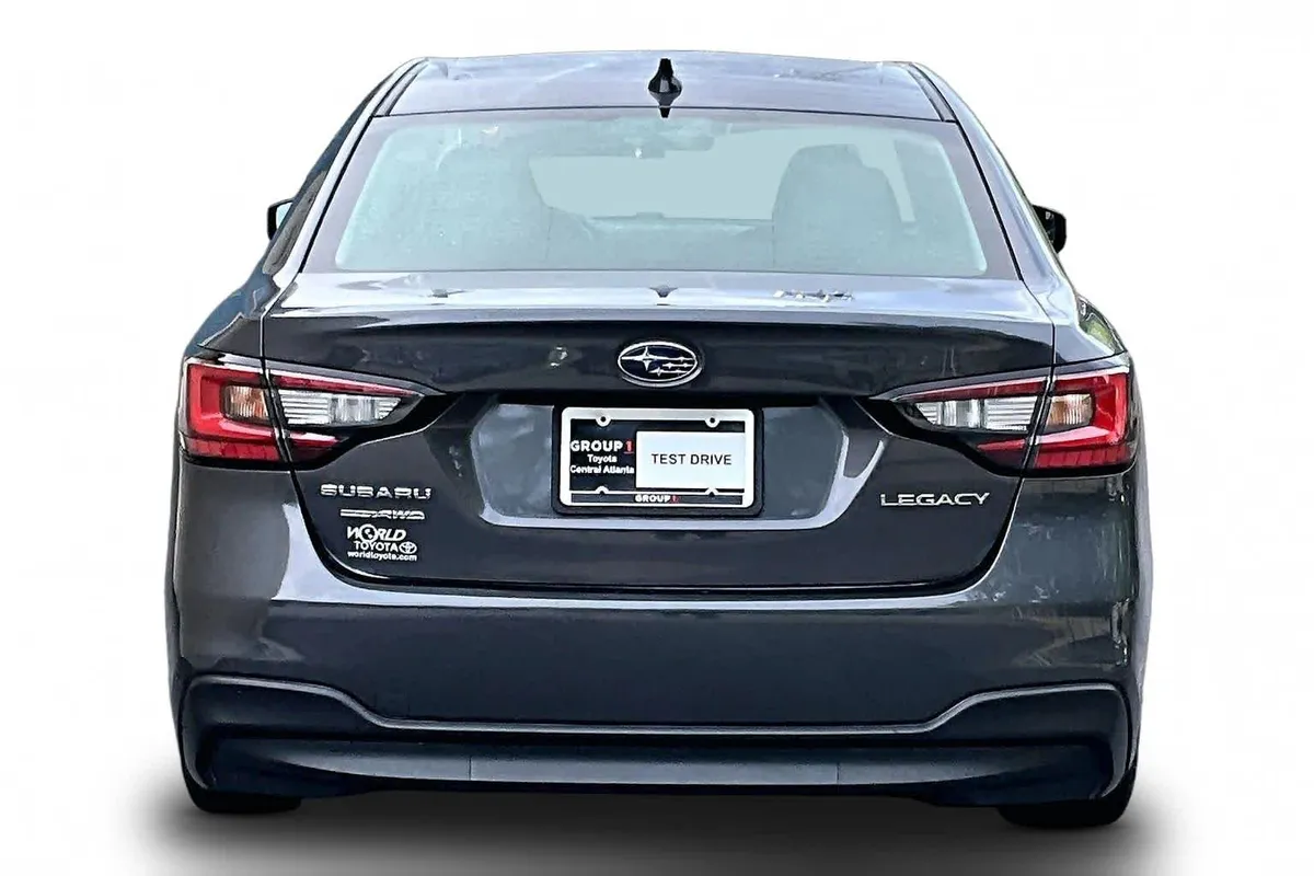 2025 Subaru Legacy Premium thumbnail 5