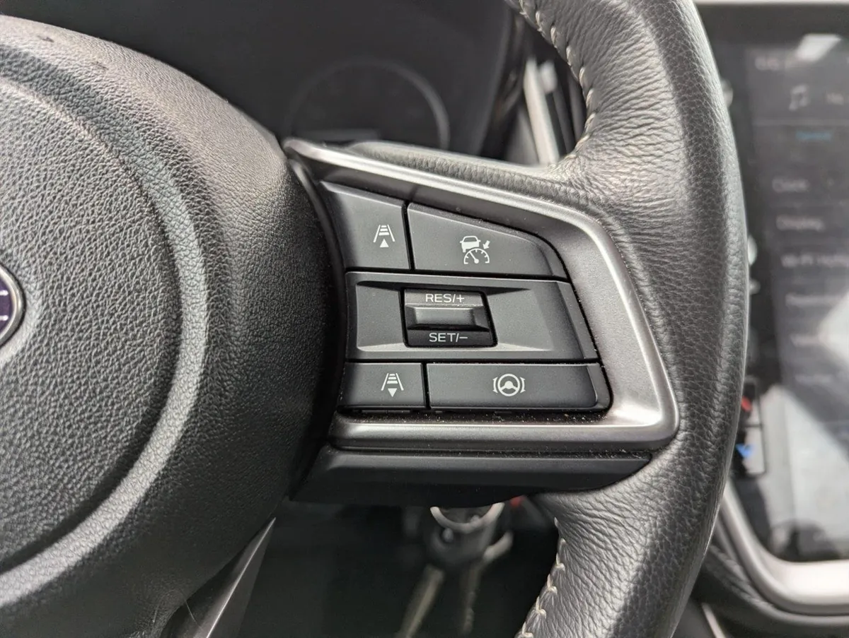 2025 Subaru Legacy Premium thumbnail 14