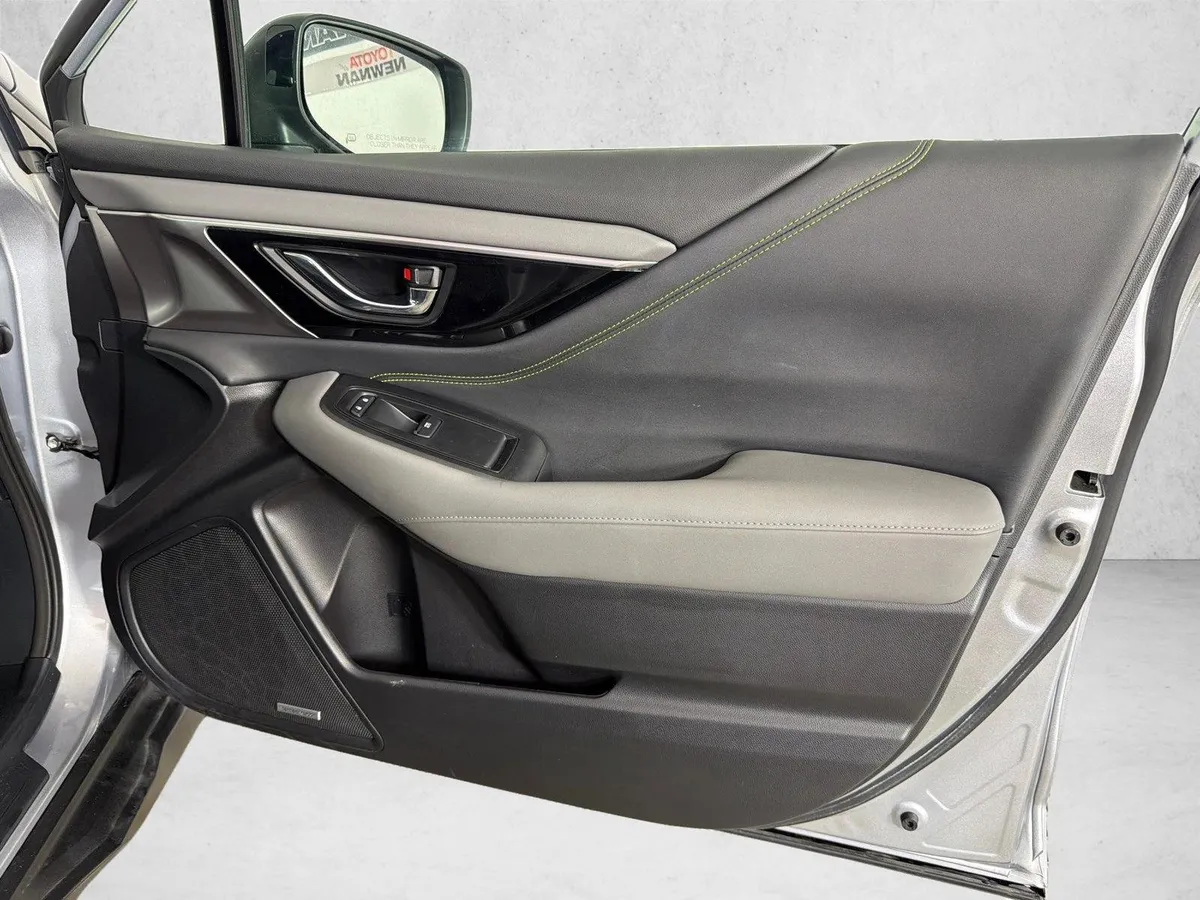 2025 Subaru Outback Onyx Edition thumbnail 15