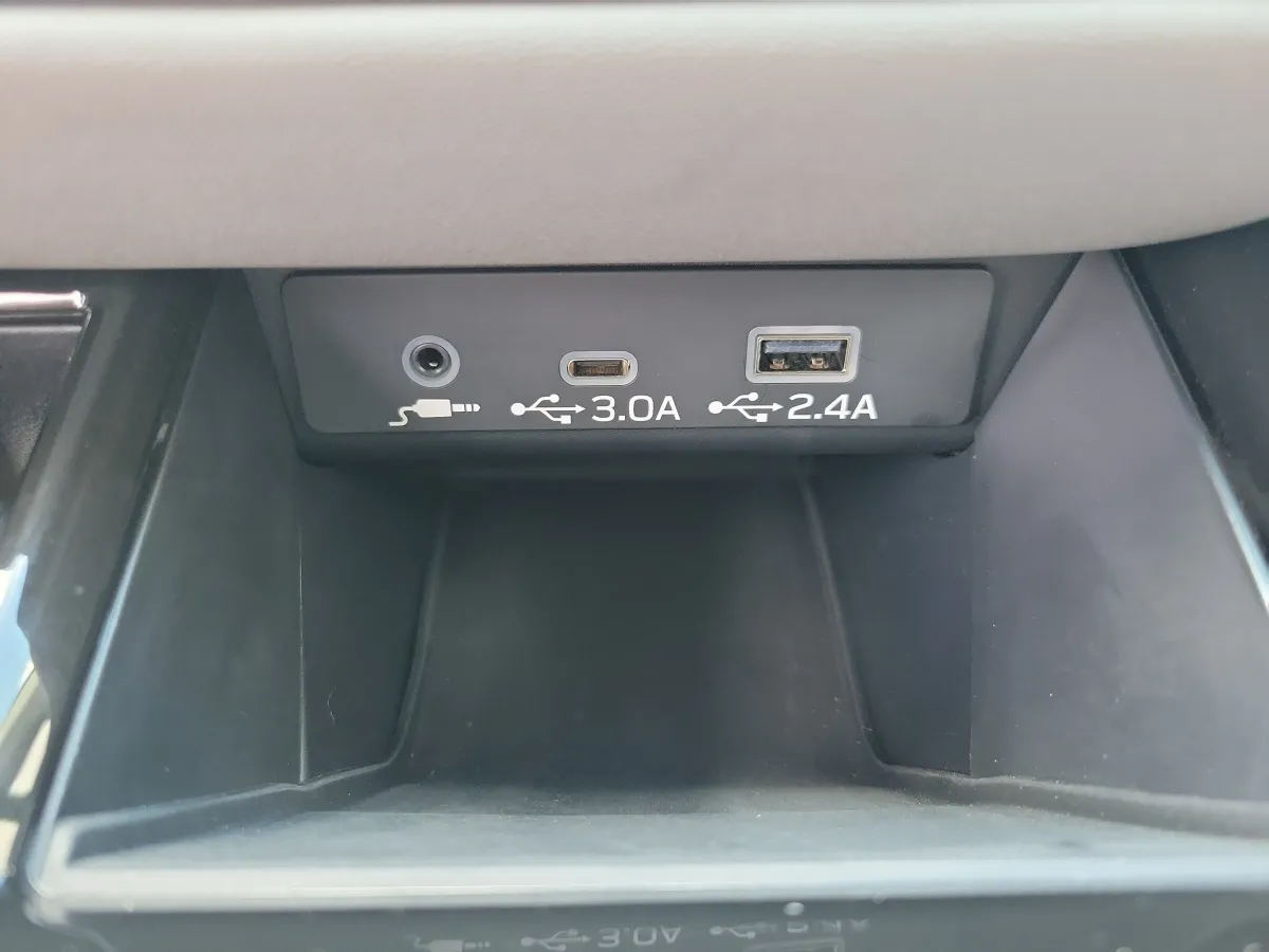 2025 Subaru Outback Premium thumbnail 12