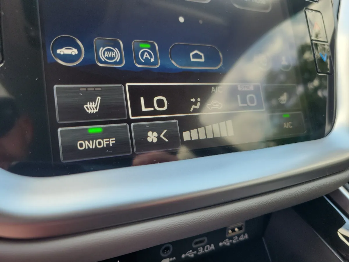 2025 Subaru Outback Premium thumbnail 13