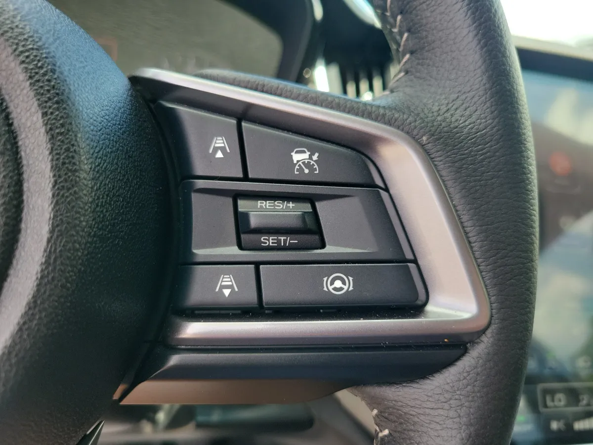 2025 Subaru Outback Premium thumbnail 16