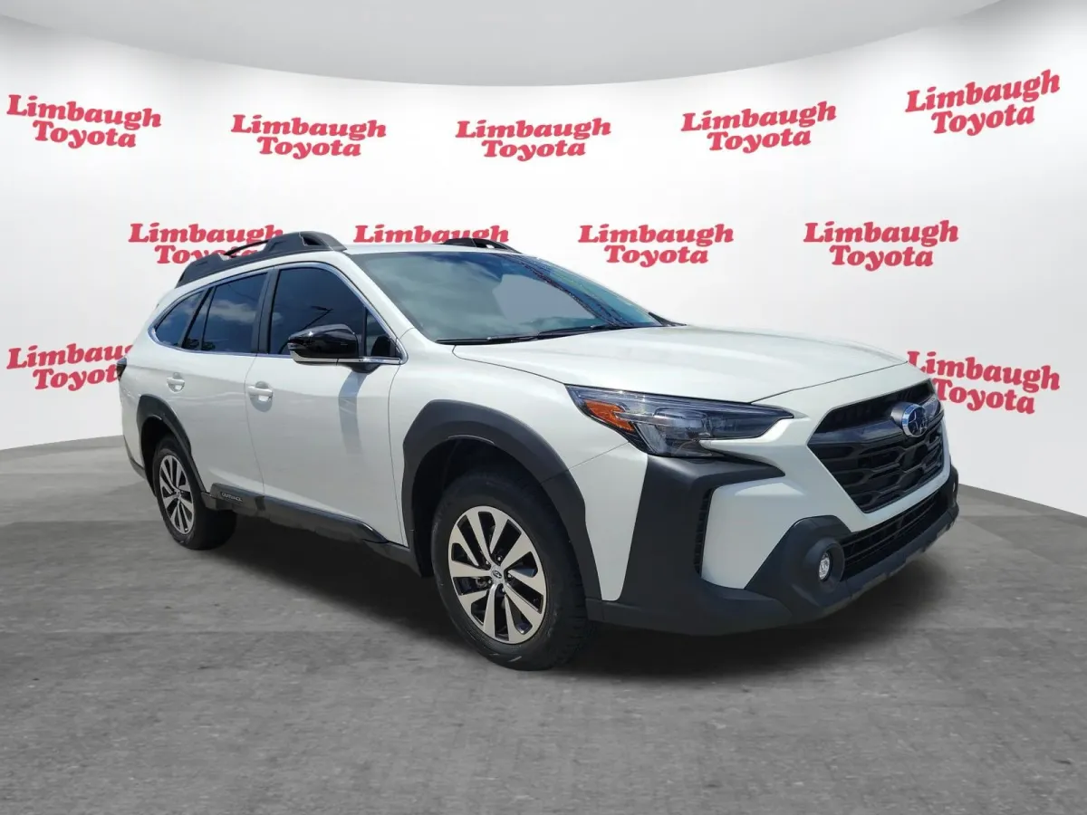2025 Subaru Outback Premium thumbnail 18