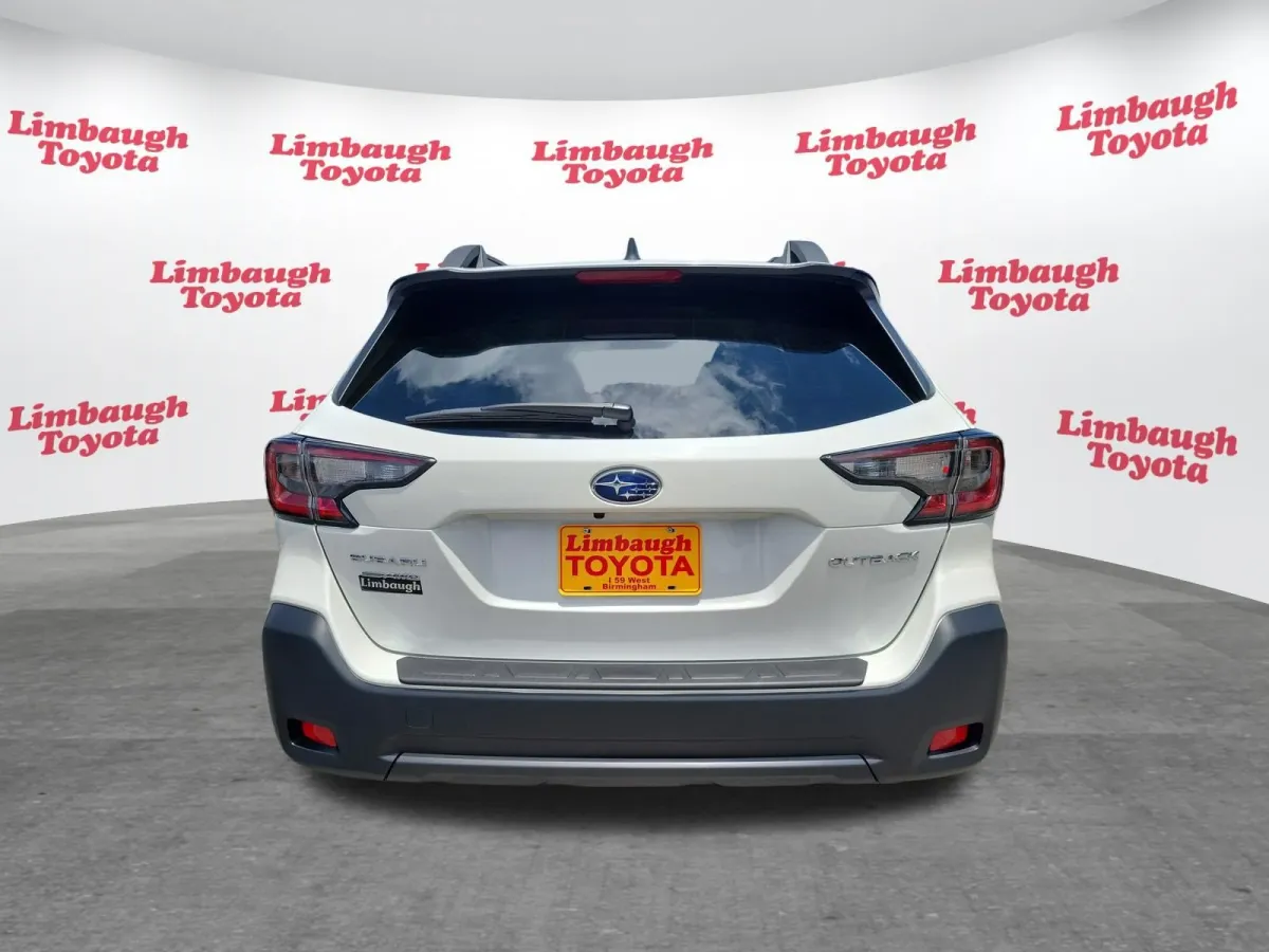 2025 Subaru Outback Premium thumbnail 23