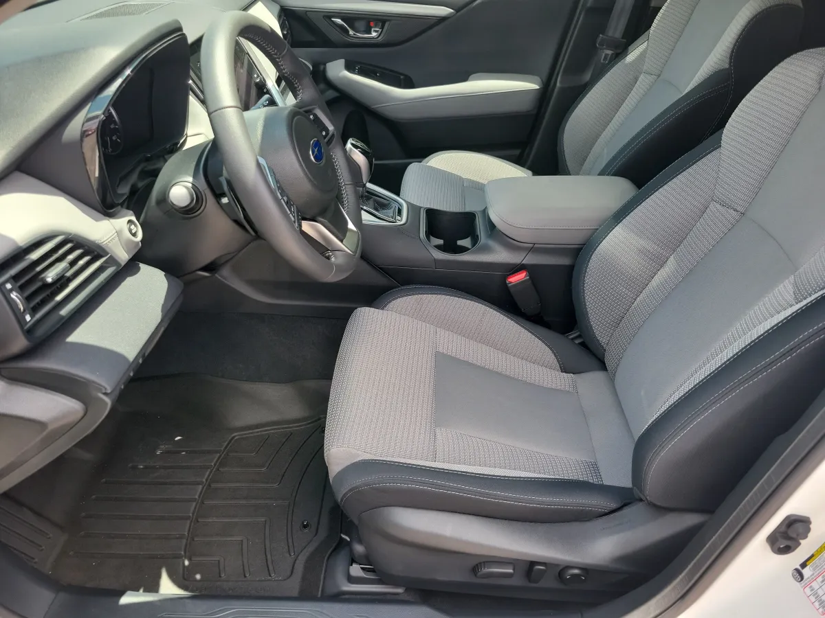 2025 Subaru Outback Premium thumbnail 5