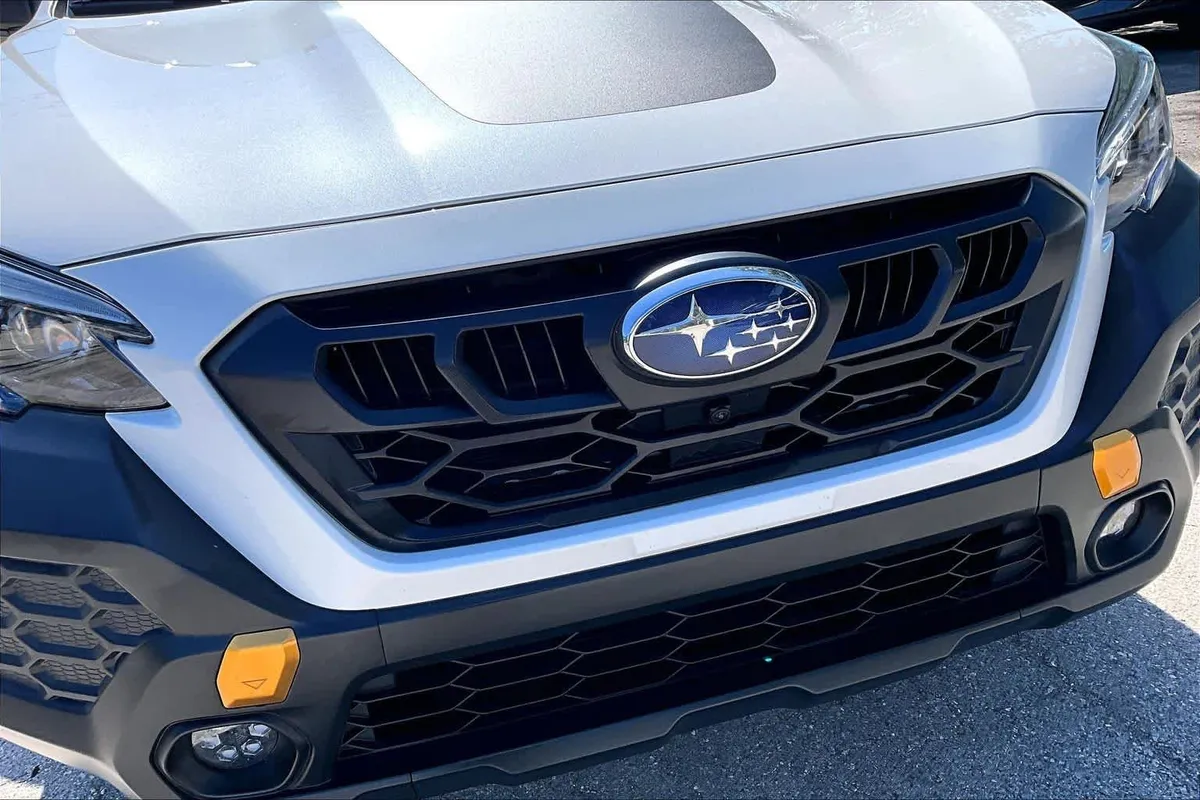2025 Subaru Outback Wilderness thumbnail 30