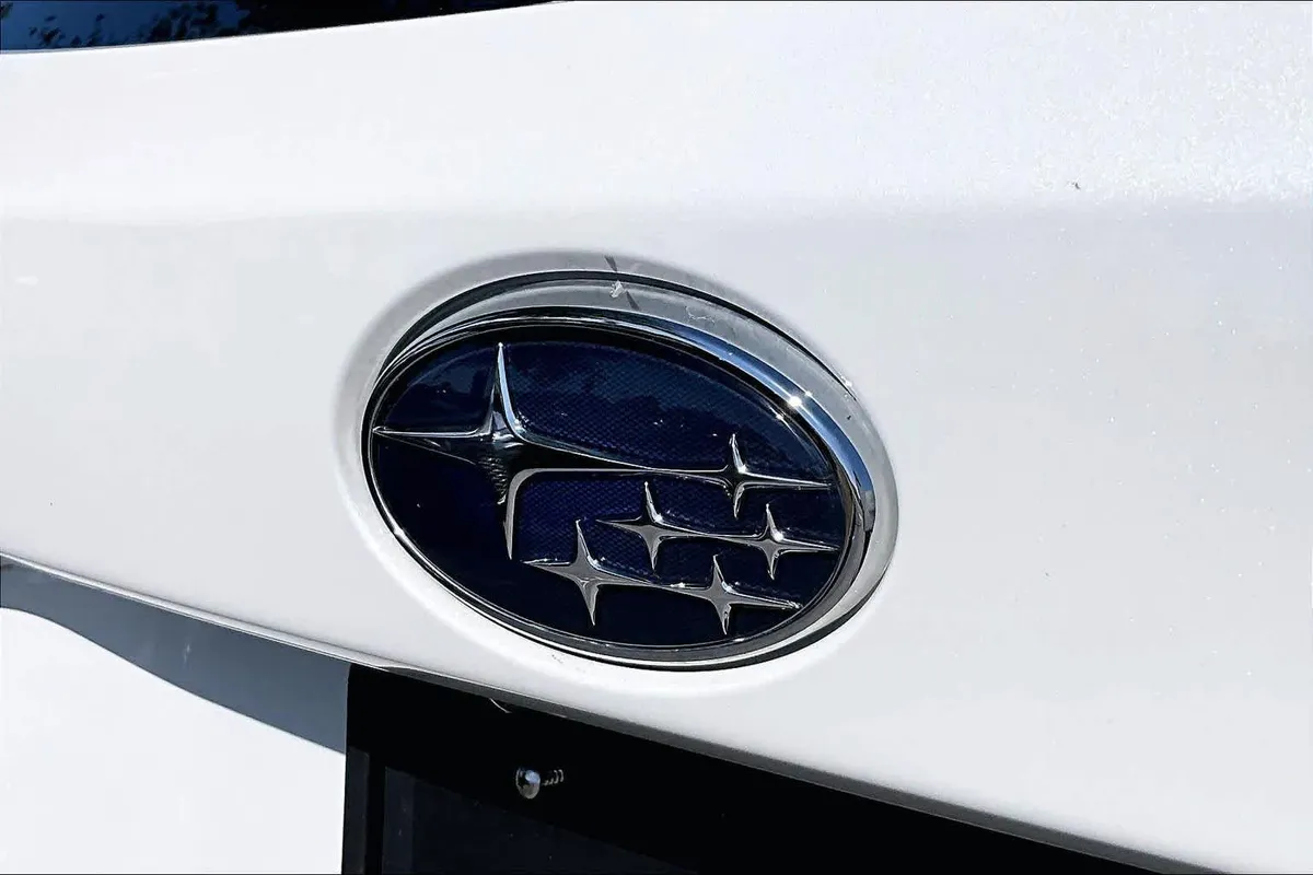 2025 Subaru Outback Wilderness thumbnail 31