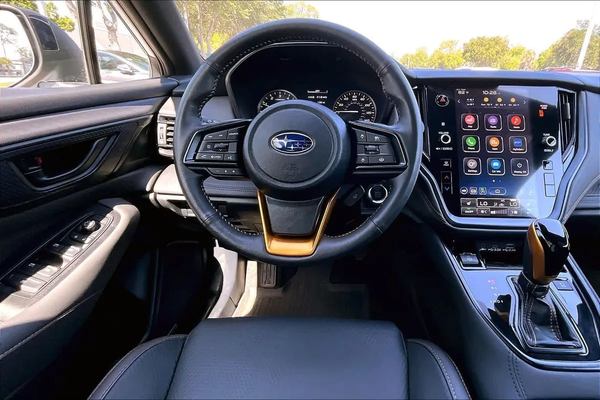 2025 Subaru Outback Wilderness thumbnail 6