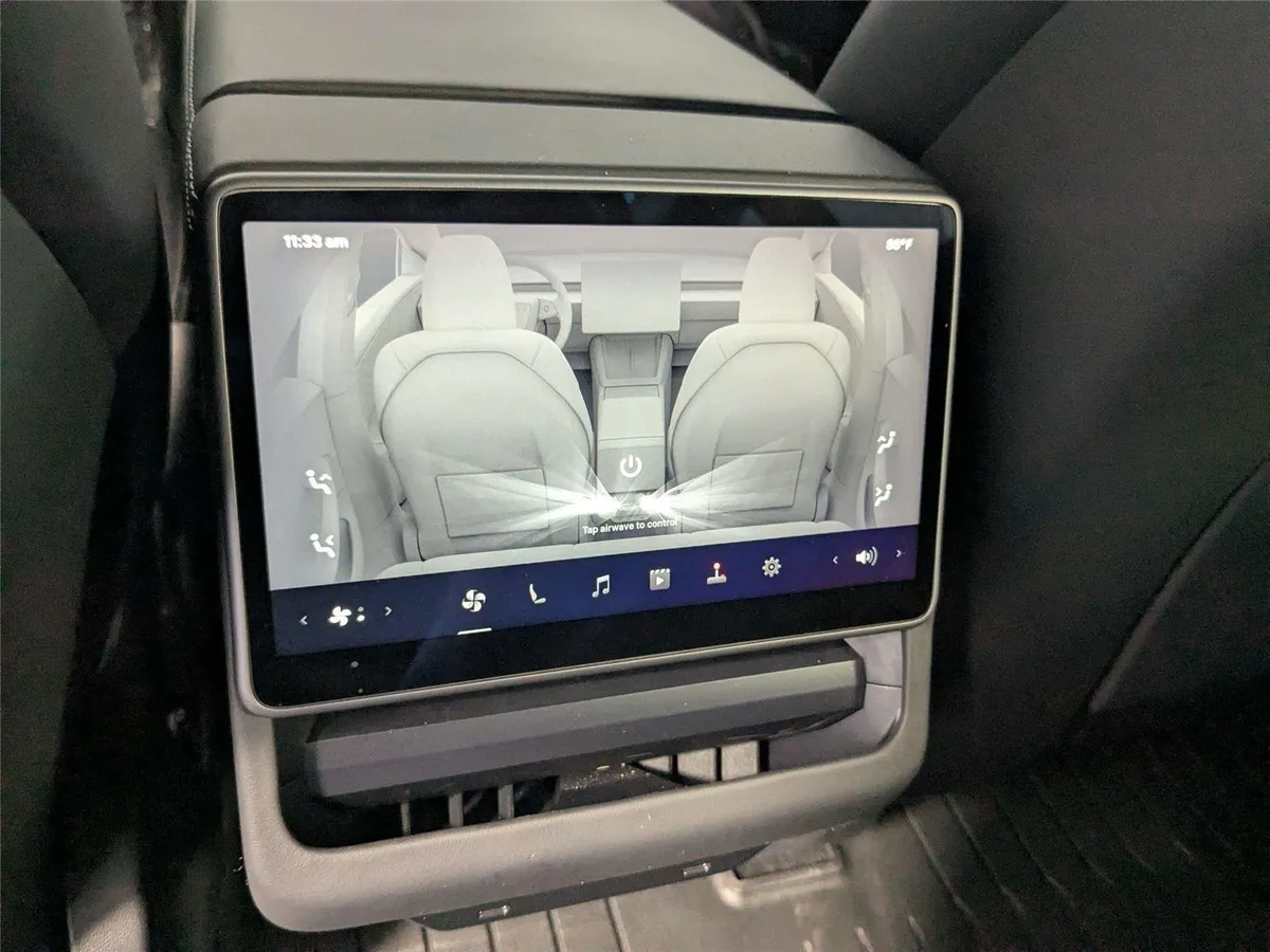 2025 TESLA MODEL 3 thumbnail 35