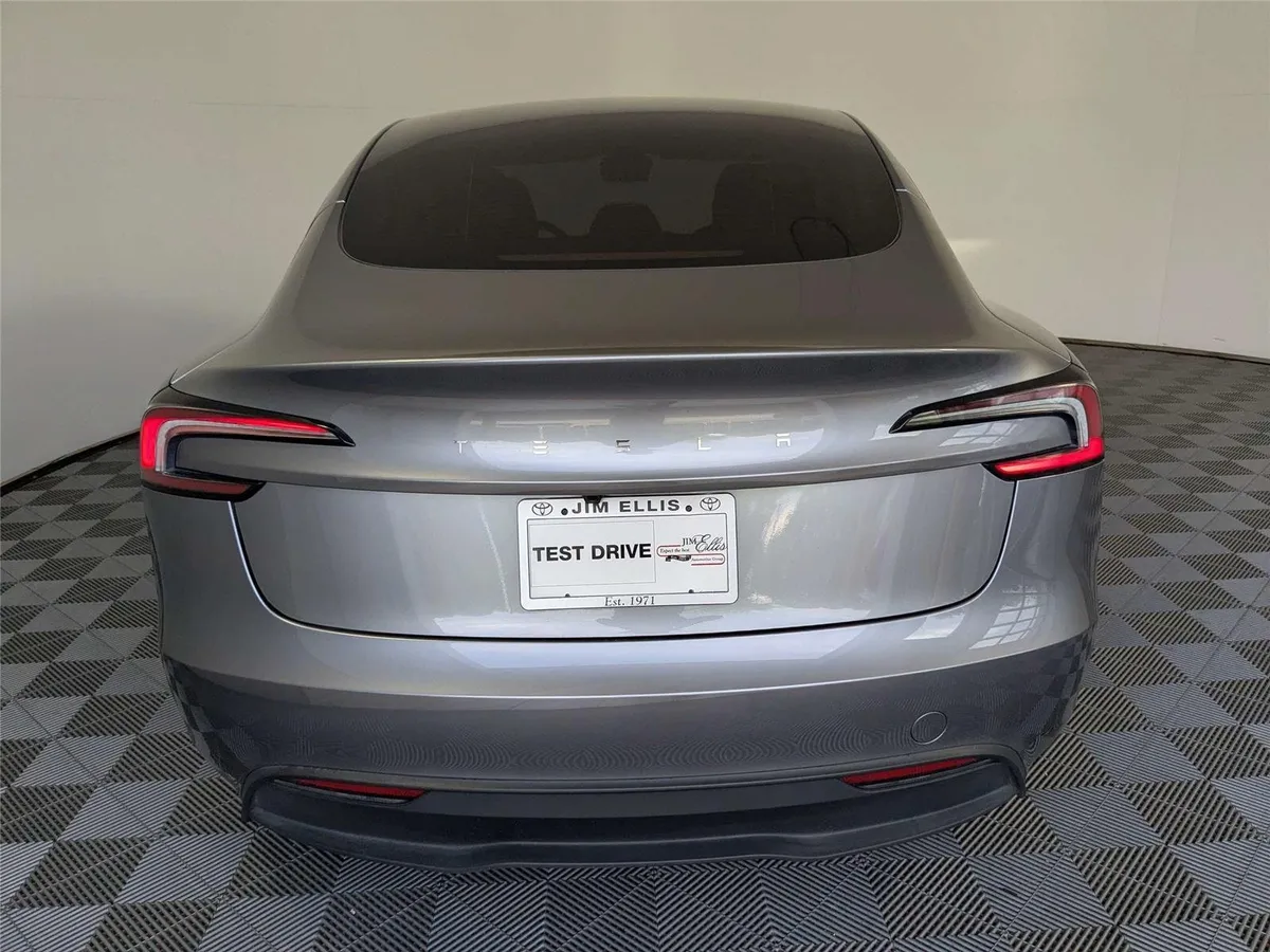 2025 TESLA MODEL 3 thumbnail 6