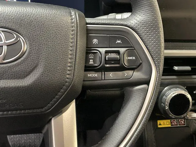 2025 Toyota 4RUNNER HYBRID thumbnail 20