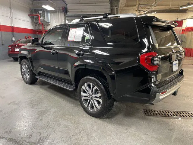 2025 Toyota 4RUNNER HYBRID thumbnail 8