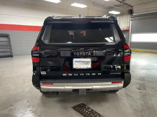 2025 Toyota 4RUNNER HYBRID thumbnail 9