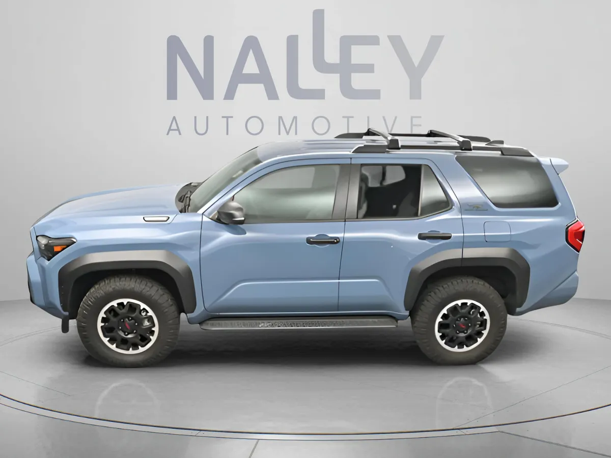2025 Toyota 4Runner Hybrid TRD Off Road thumbnail 4