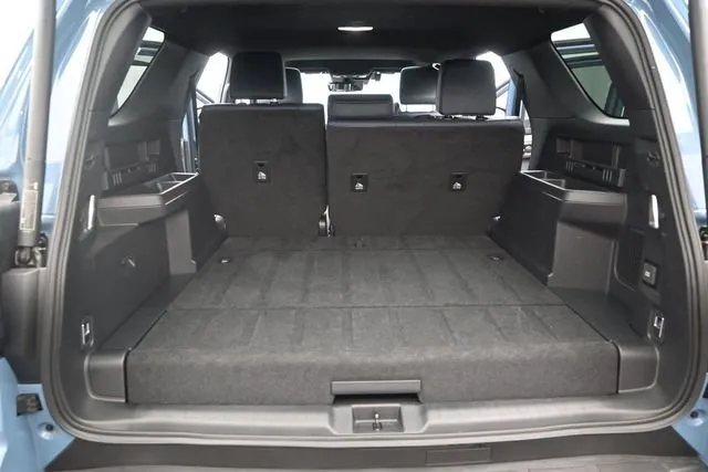 2025 Toyota 4Runner i-FORCE MAX Hybrid Platinum thumbnail 14