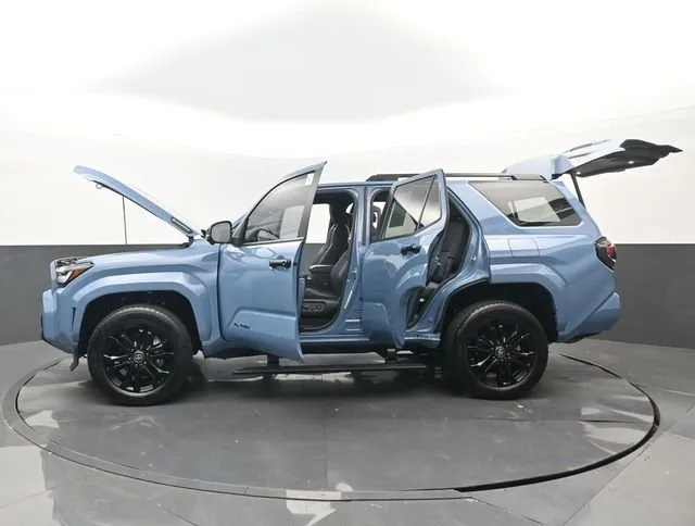 2025 Toyota 4Runner i-FORCE MAX Hybrid Platinum thumbnail 33