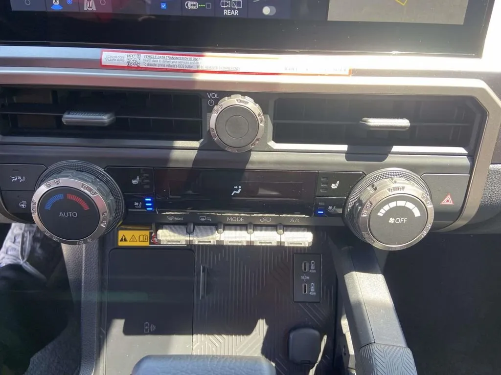 2025 Toyota 4Runner i-FORCE MAX Hybrid TRD Off Road Premium thumbnail 27