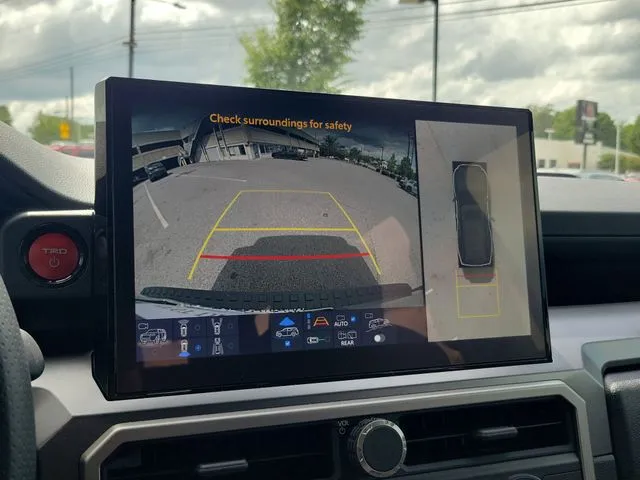 2025 Toyota 4Runner i-FORCE MAX TRD Off Road Premium thumbnail 21