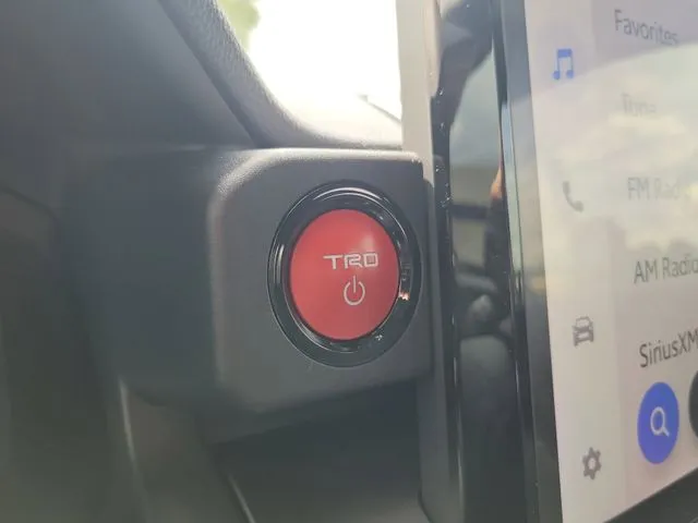 2025 Toyota 4Runner i-FORCE MAX TRD Off Road Premium thumbnail 27