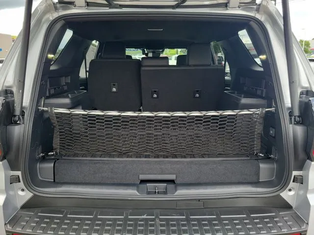 2025 Toyota 4Runner i-FORCE MAX TRD Off Road Premium thumbnail 31
