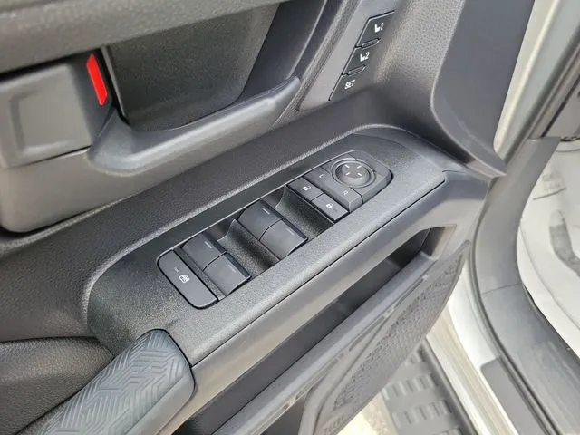 2025 Toyota 4Runner i-FORCE MAX TRD Off Road Premium thumbnail 9