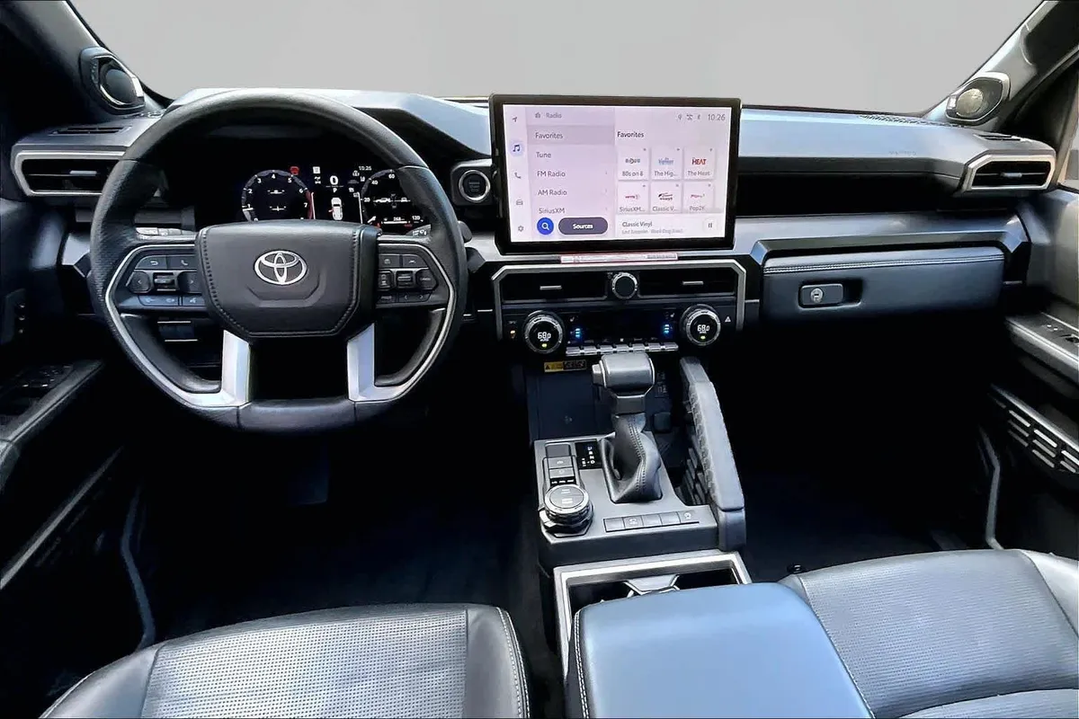 2025 Toyota 4Runner Limited thumbnail 16
