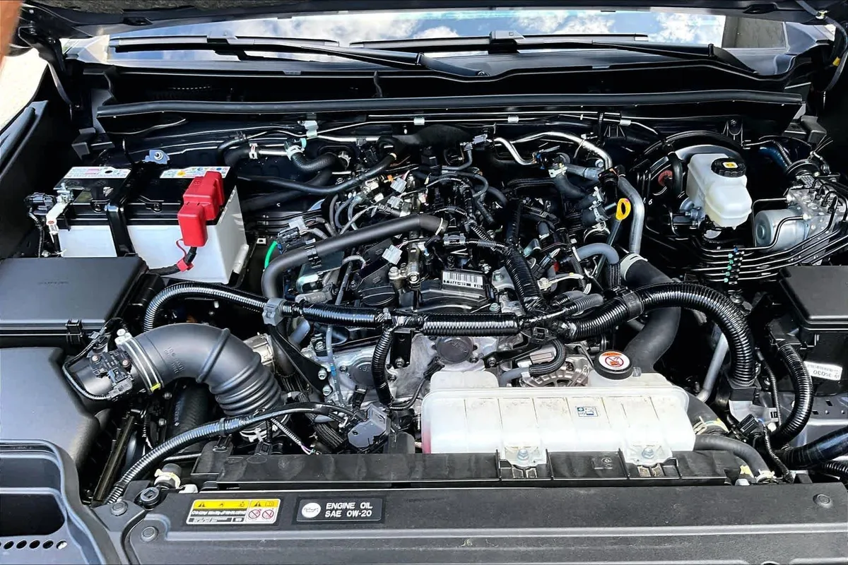 2025 Toyota 4Runner Limited thumbnail 32