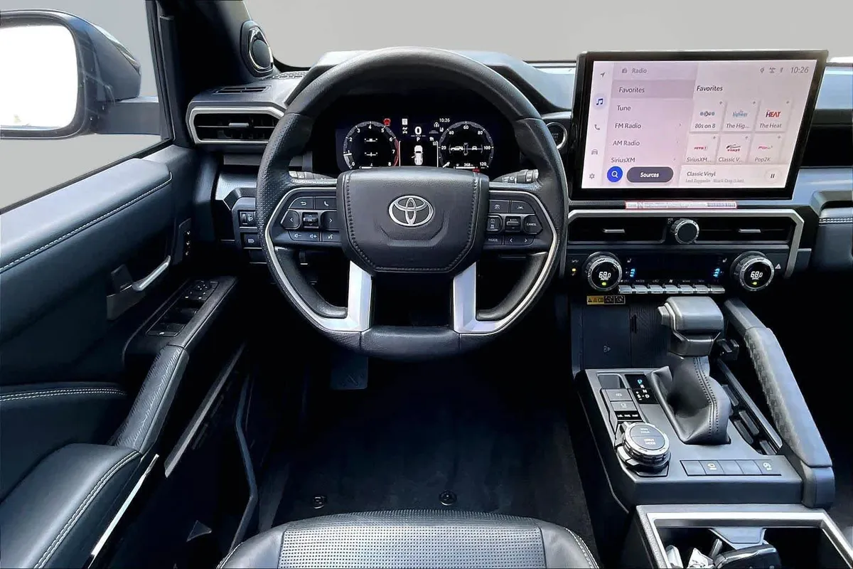2025 Toyota 4Runner Limited thumbnail 6