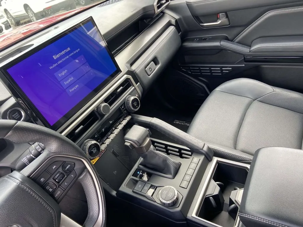 2025 Toyota 4Runner Limited thumbnail 26