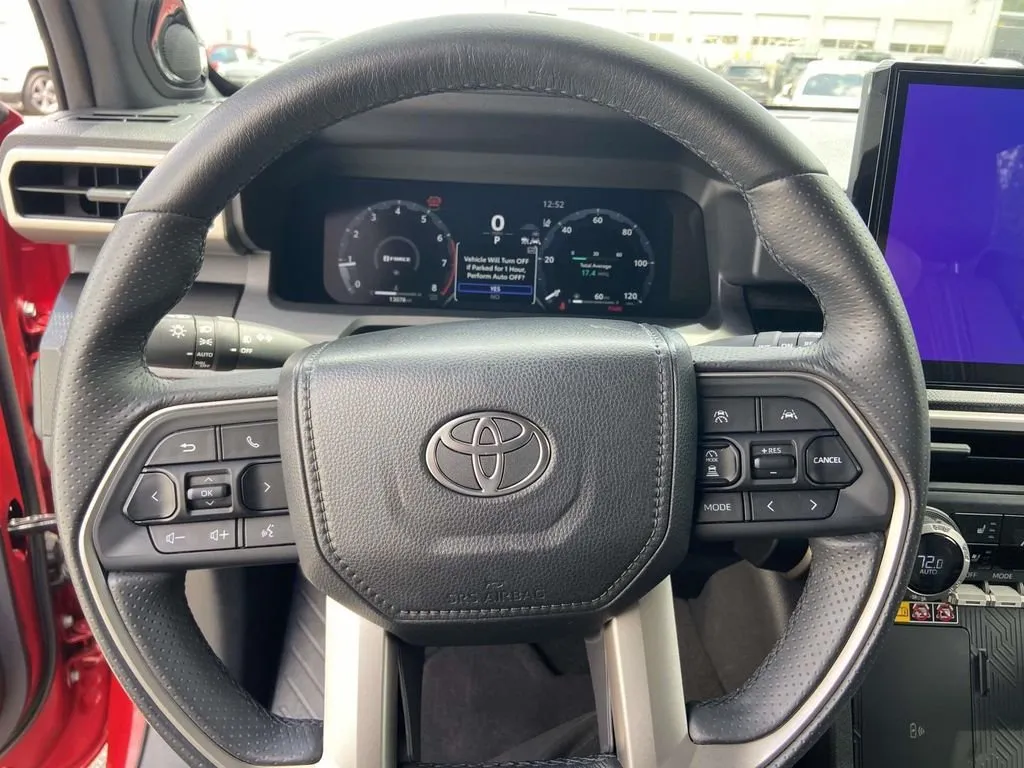 2025 Toyota 4Runner Limited thumbnail 34