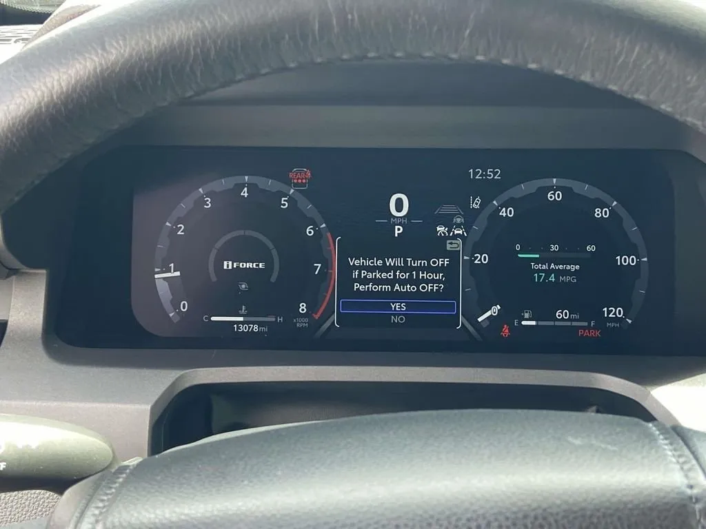 2025 Toyota 4Runner Limited thumbnail 35