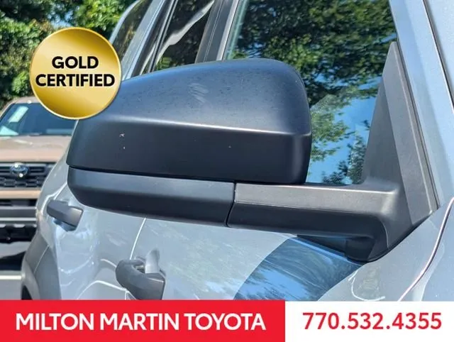 2025 Toyota 4Runner SR5 thumbnail 15