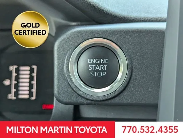2025 Toyota 4Runner SR5 thumbnail 27