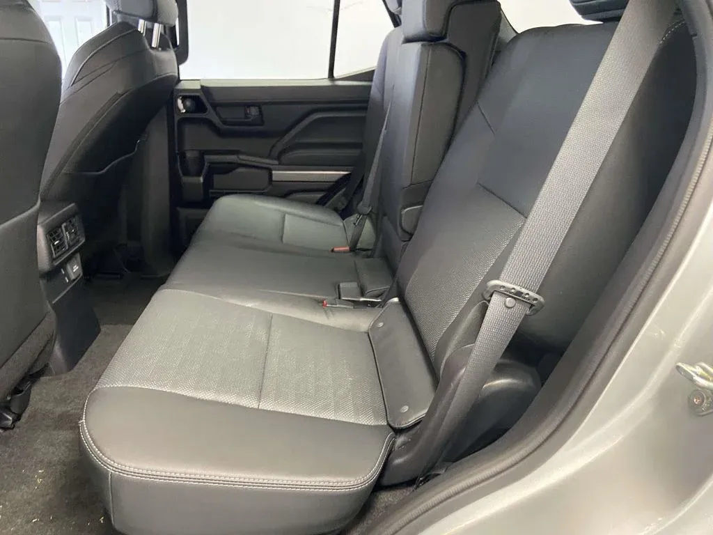 2025 Toyota 4Runner TRD Off-Road Premium thumbnail 16
