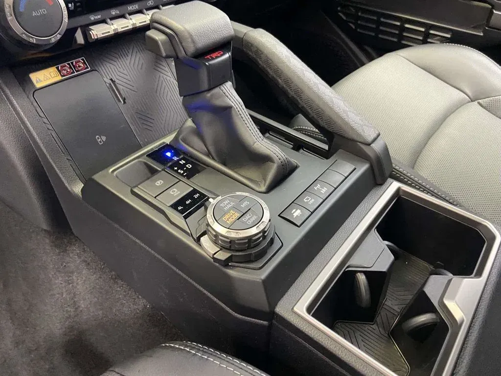 2025 Toyota 4Runner TRD Off-Road Premium thumbnail 22