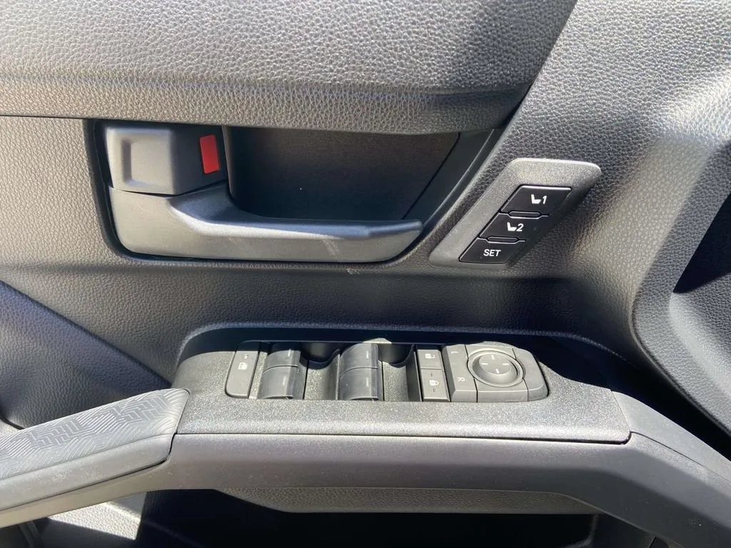 2025 Toyota 4Runner TRD Sport Premium thumbnail 18