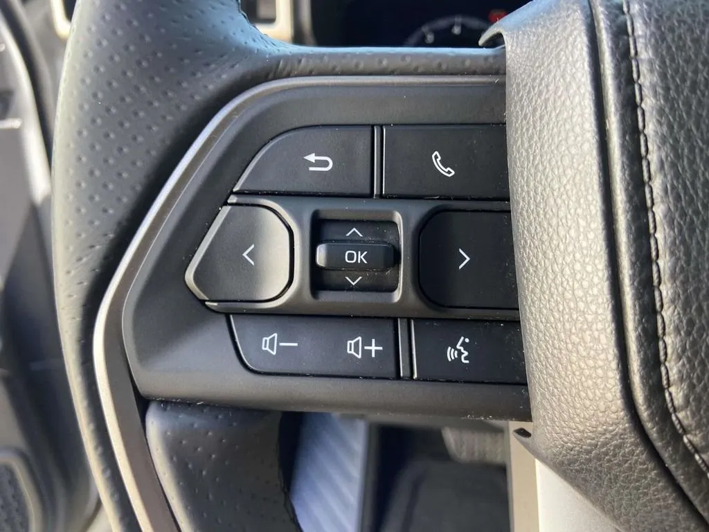 2025 Toyota 4Runner TRD Sport Premium thumbnail 33