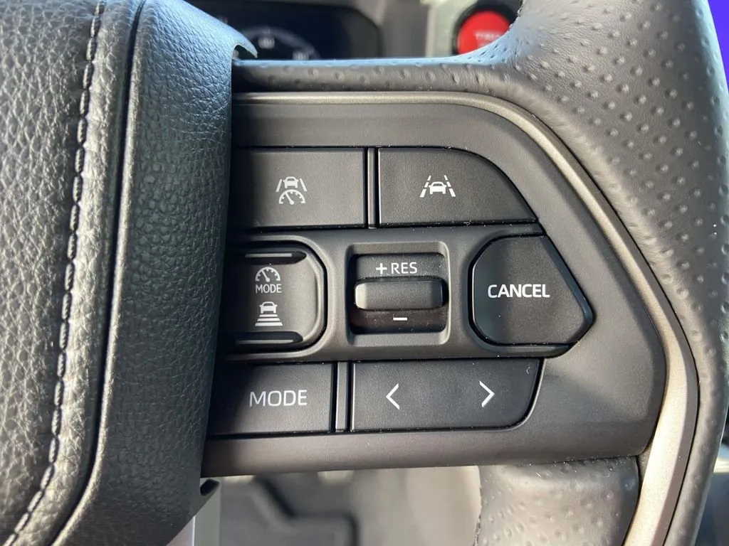 2025 Toyota 4Runner TRD Sport Premium thumbnail 34
