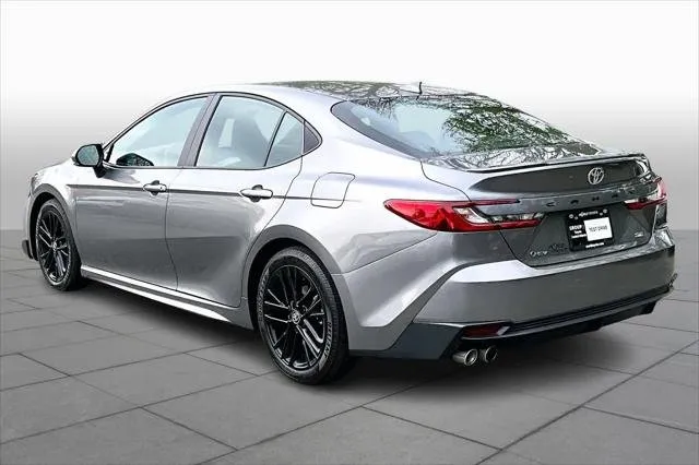 2025 Toyota CAMRY thumbnail 12