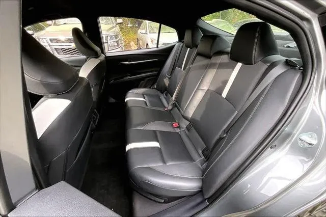 2025 Toyota CAMRY thumbnail 20