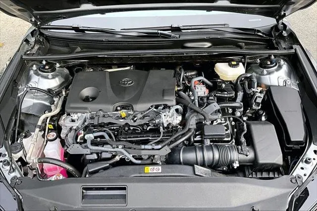 2025 Toyota CAMRY thumbnail 31