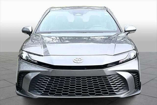2025 Toyota CAMRY thumbnail 4