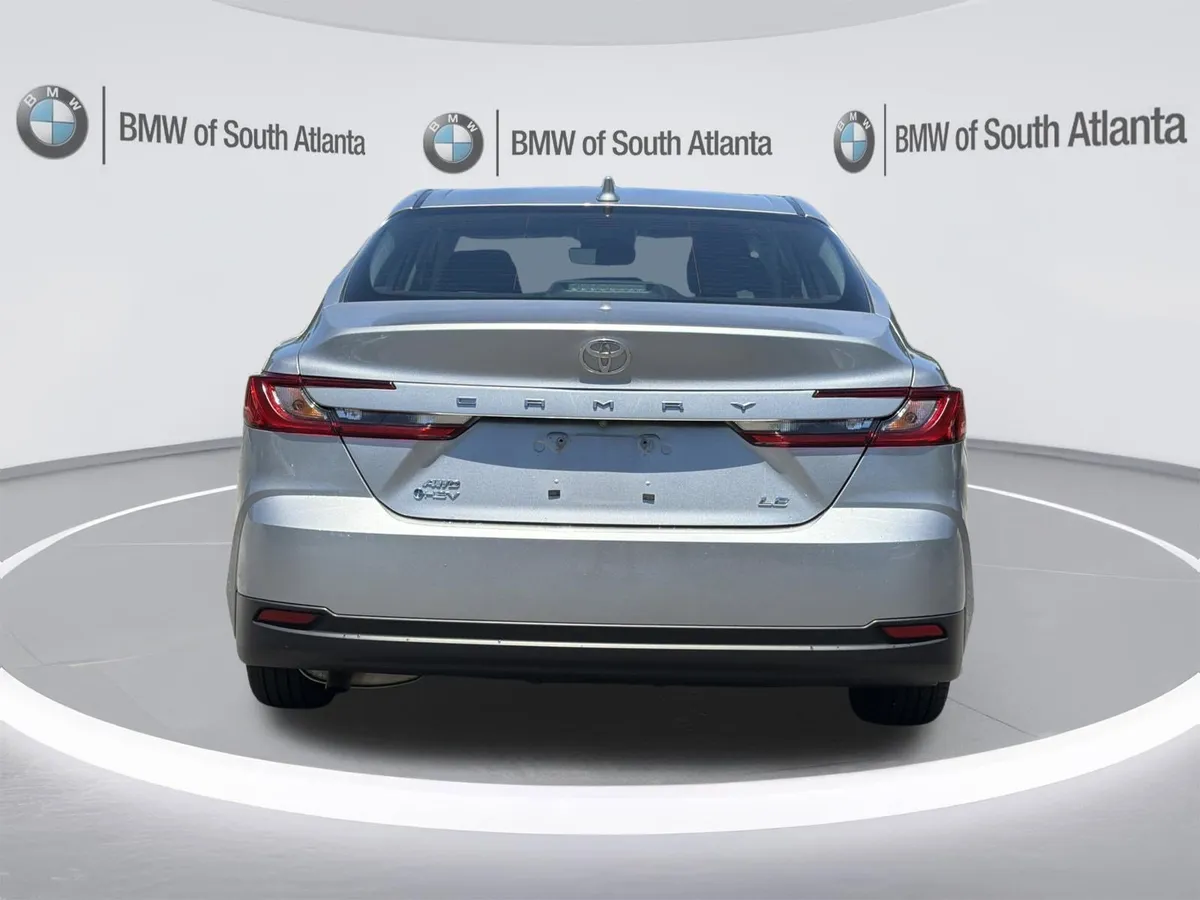 2025 Toyota Camry LE thumbnail 24